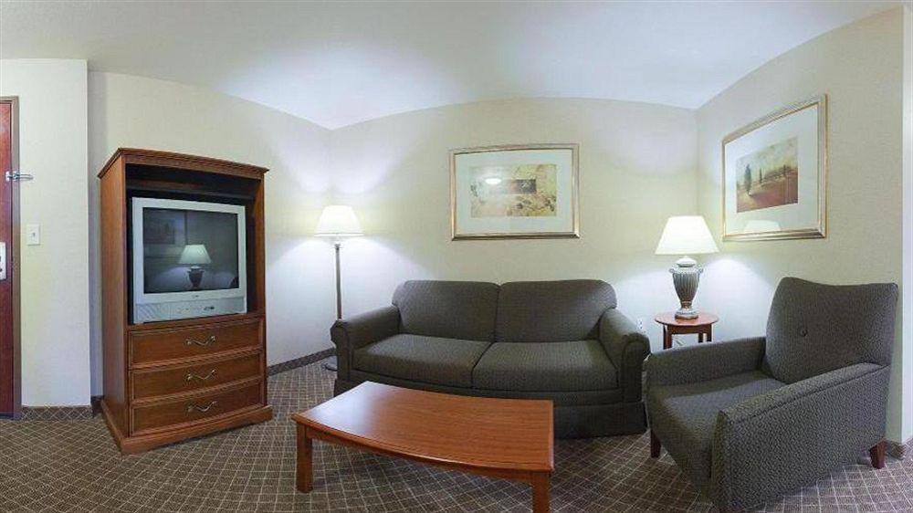 Holiday Inn Express & Suites Wausau By Ihg Weston Екстер'єр фото