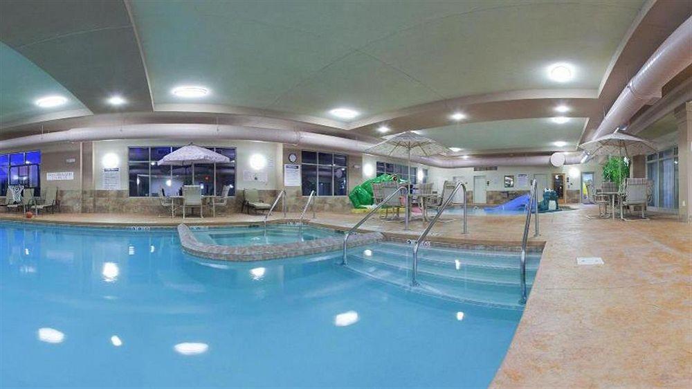 Holiday Inn Express & Suites Wausau By Ihg Weston Екстер'єр фото