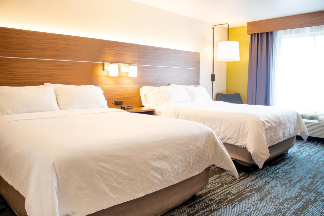 Holiday Inn Express & Suites Wausau By Ihg Weston Екстер'єр фото