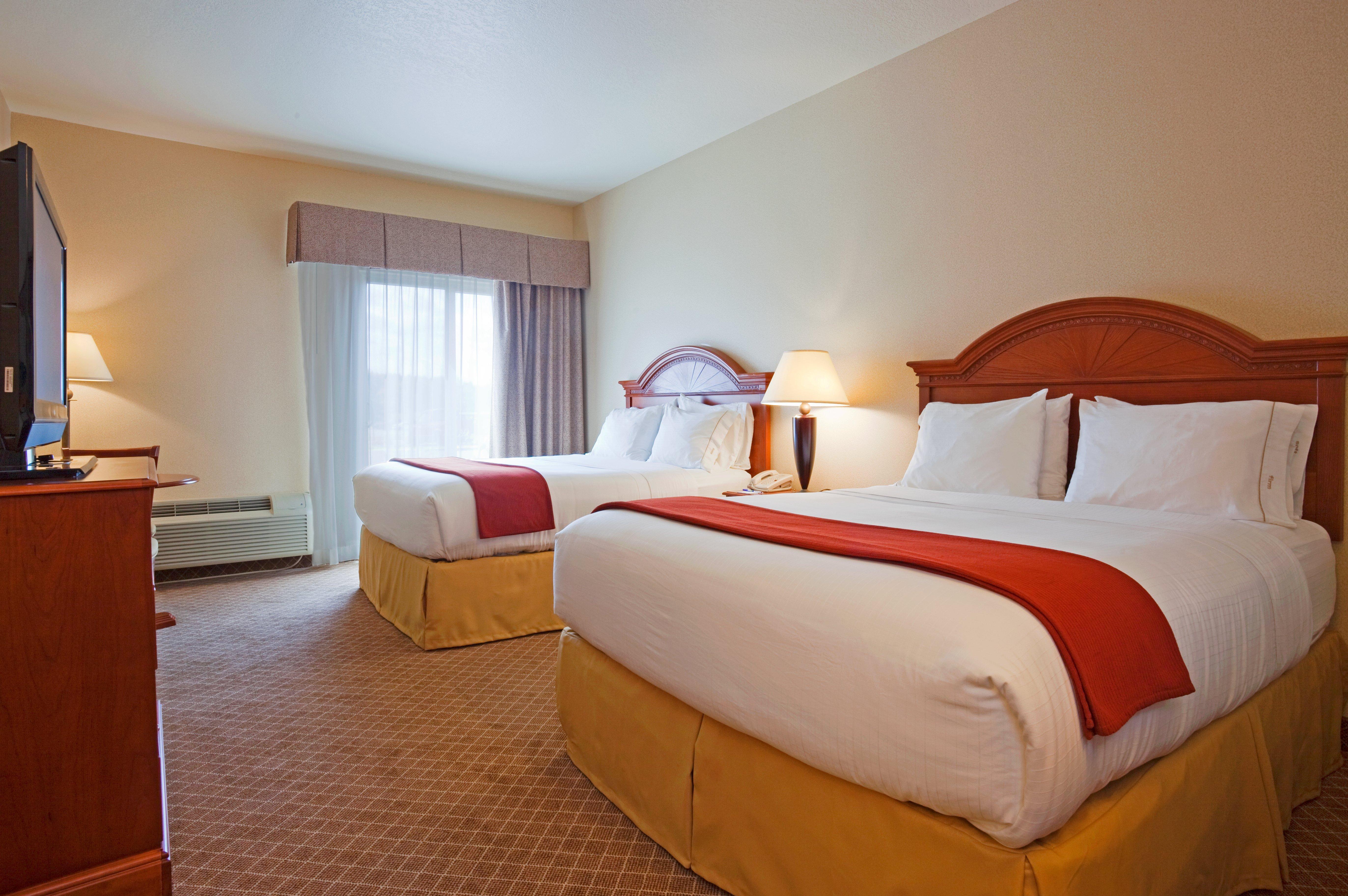 Holiday Inn Express & Suites Wausau By Ihg Weston Екстер'єр фото
