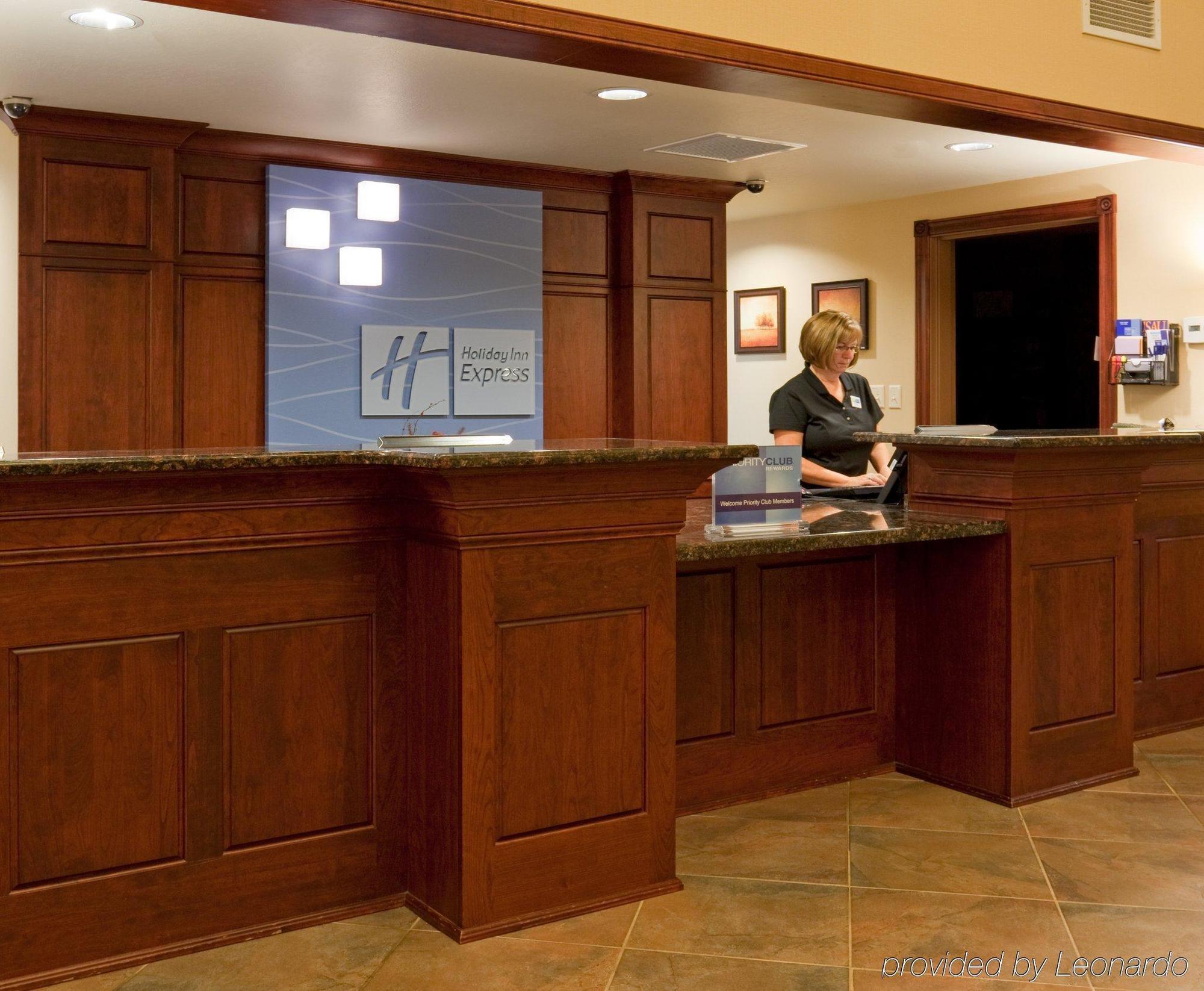 Holiday Inn Express & Suites Wausau By Ihg Weston Інтер'єр фото