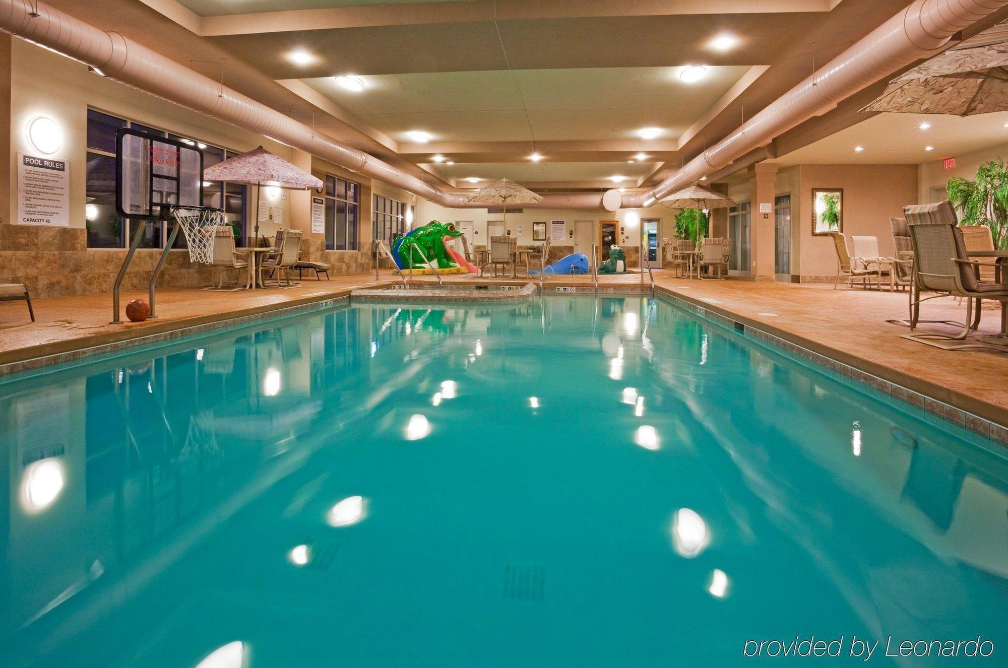 Holiday Inn Express & Suites Wausau By Ihg Weston Екстер'єр фото