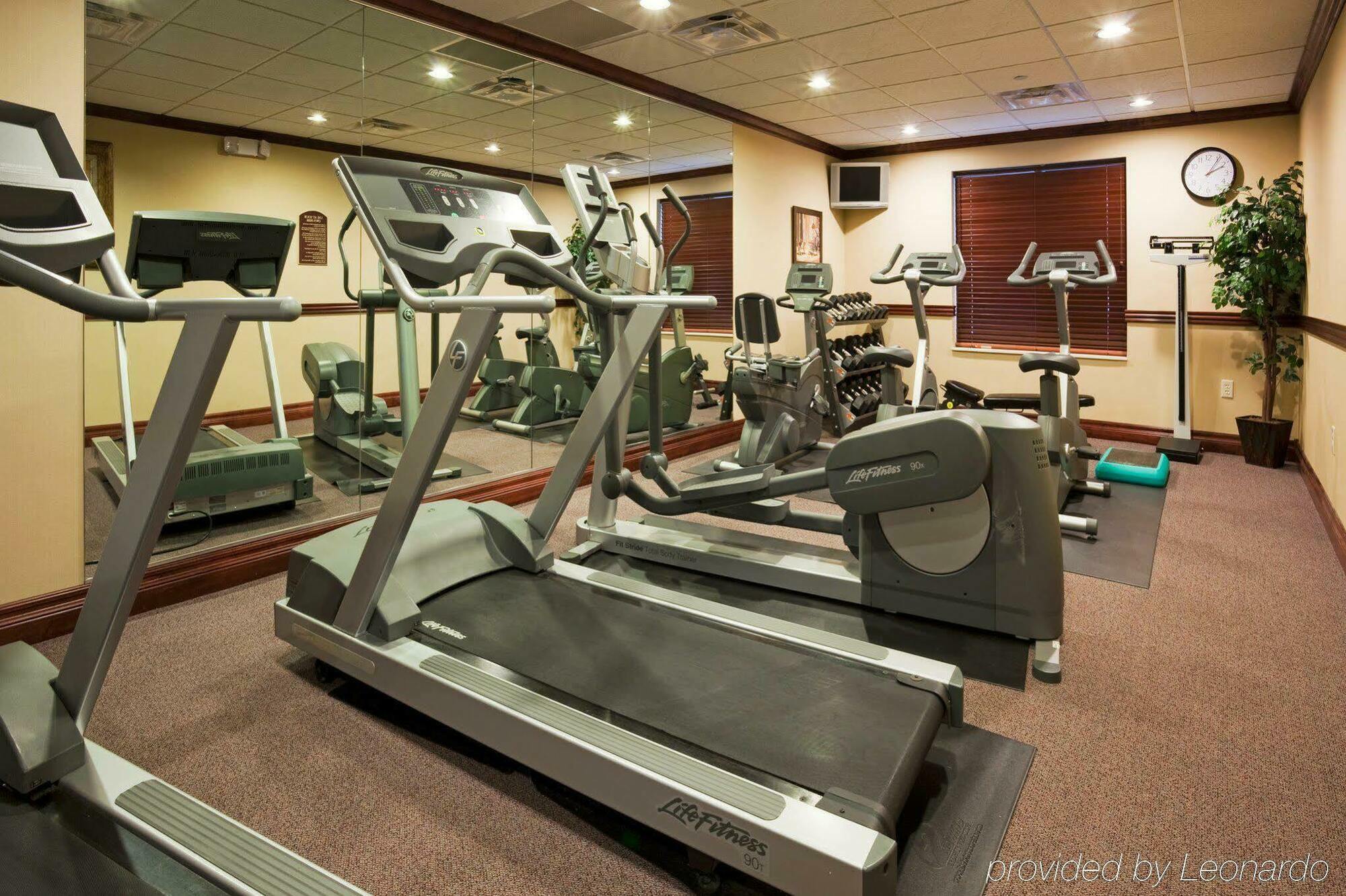 Holiday Inn Express & Suites Wausau By Ihg Weston Екстер'єр фото