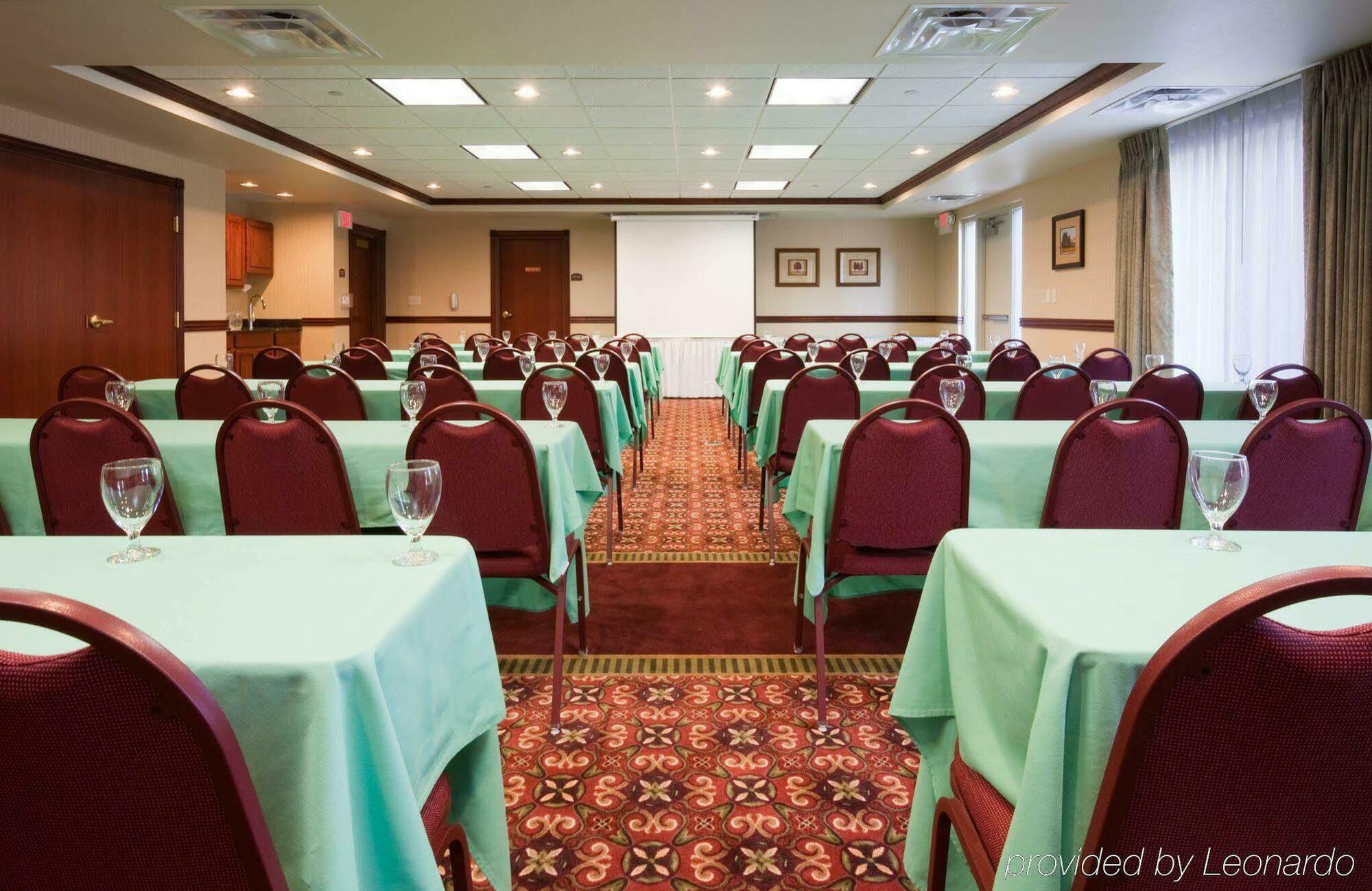 Holiday Inn Express & Suites Wausau By Ihg Weston Екстер'єр фото